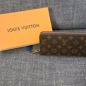 Louis Vuitton Monogram Zippy Wallet